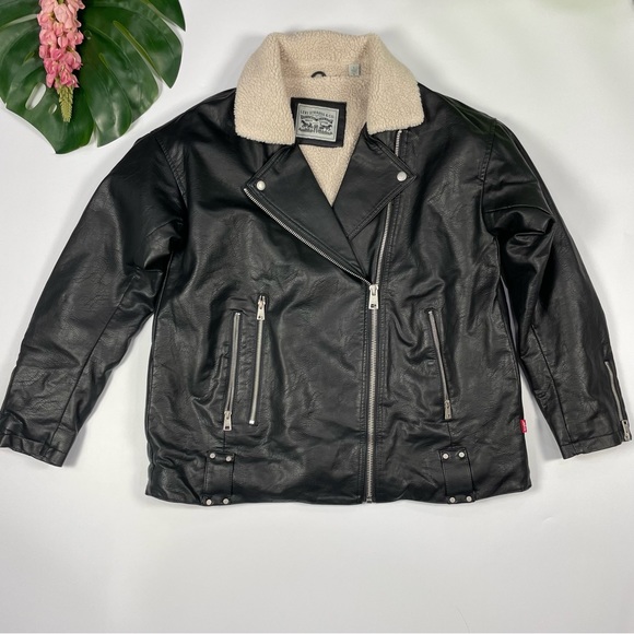 Levi's Jackets & Blazers - Levi’s faux black leather oversized MOTO shearling jacket Sz L